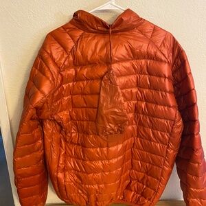 Uniqlo Men's Orange Ultra-Light Packable Puffer Coat (XL)